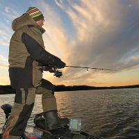 Одежда для осеннего лодочного спиннинга